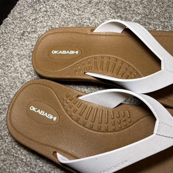 Okabashi Women's Sandals with White Straps and Brown Soles - Picture 2 of 4